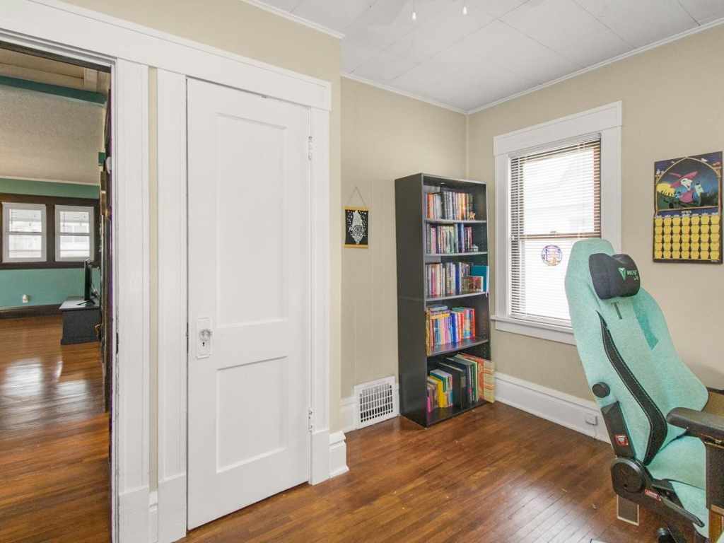 Property Photo 22