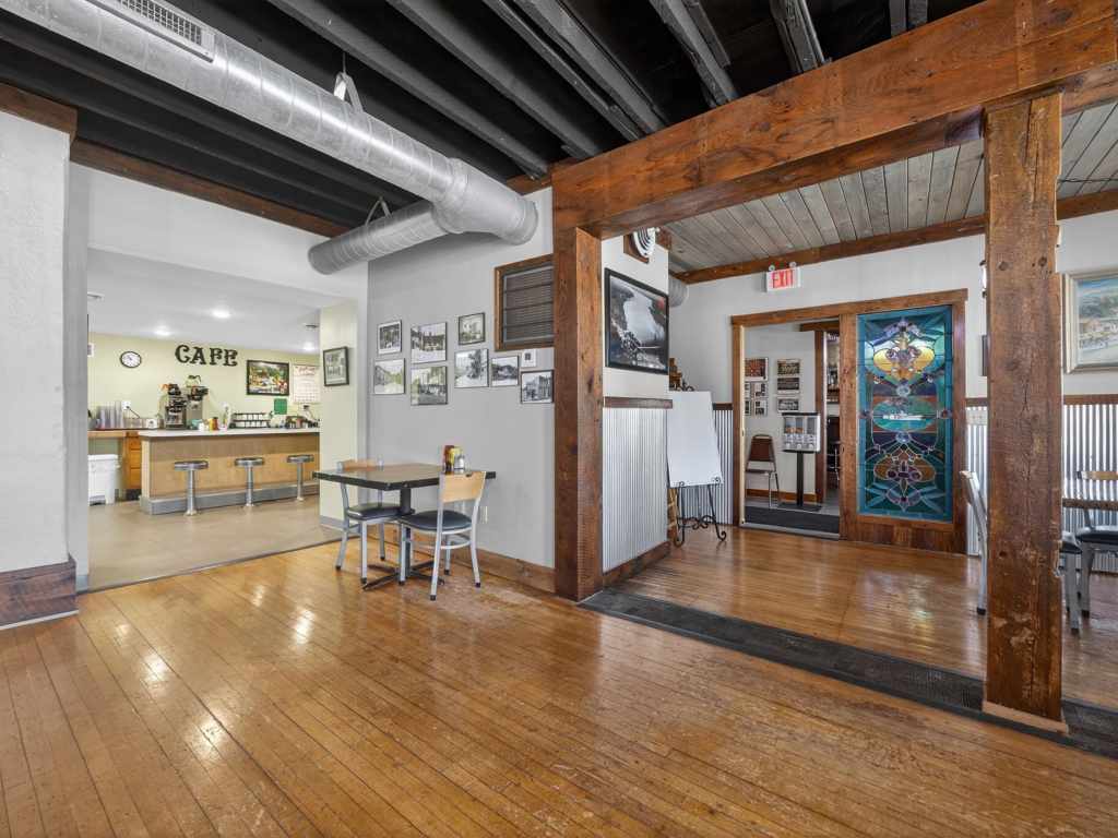 Property Photo 31
