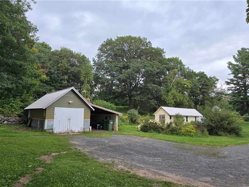 Property Photo 31