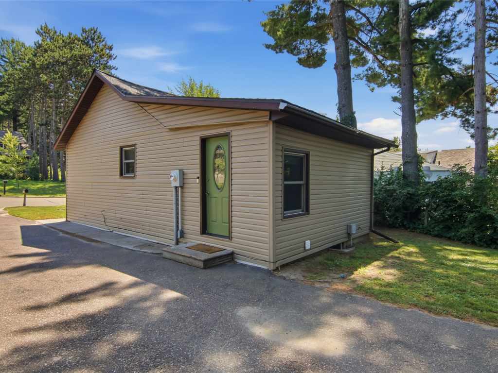 Property Photo 34