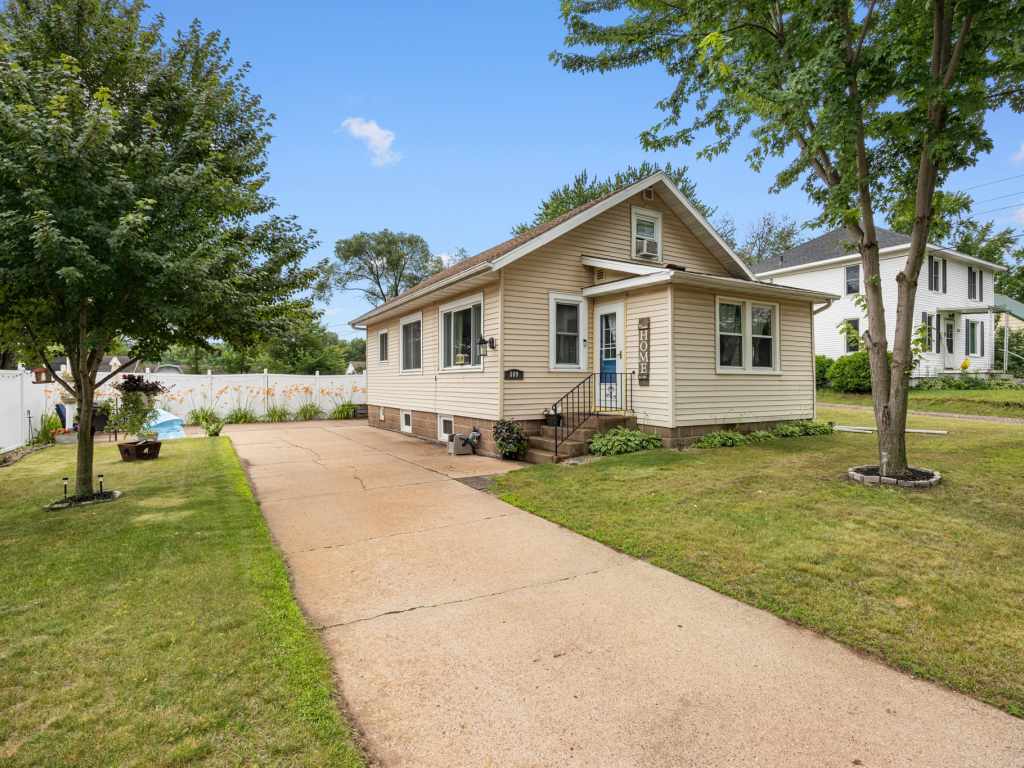 Main Property Photo