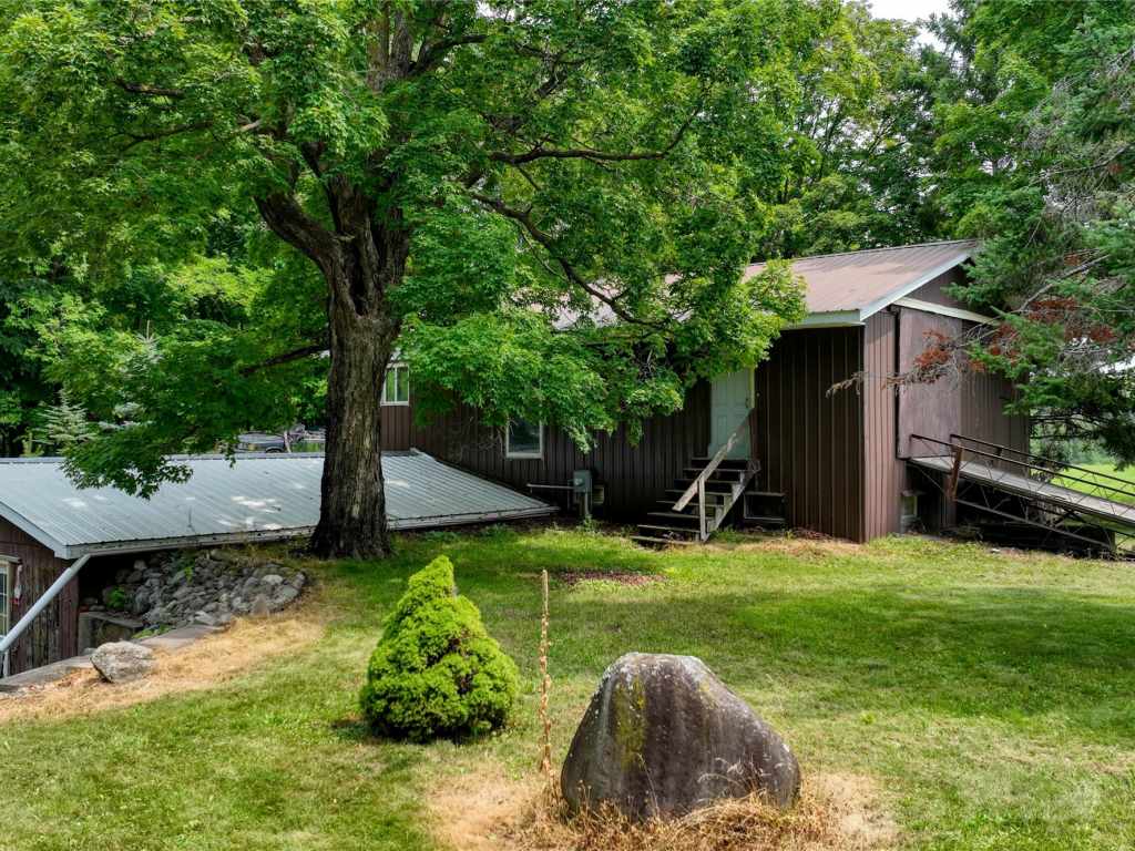Property Photo 25