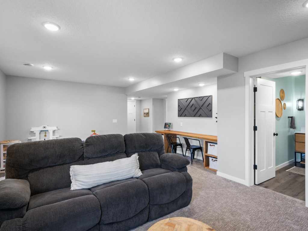 Property Photo 55