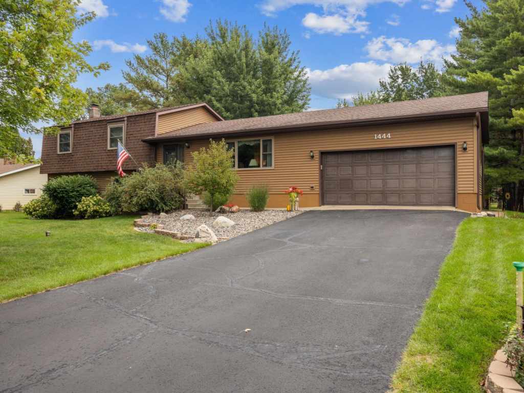 Main Property Photo