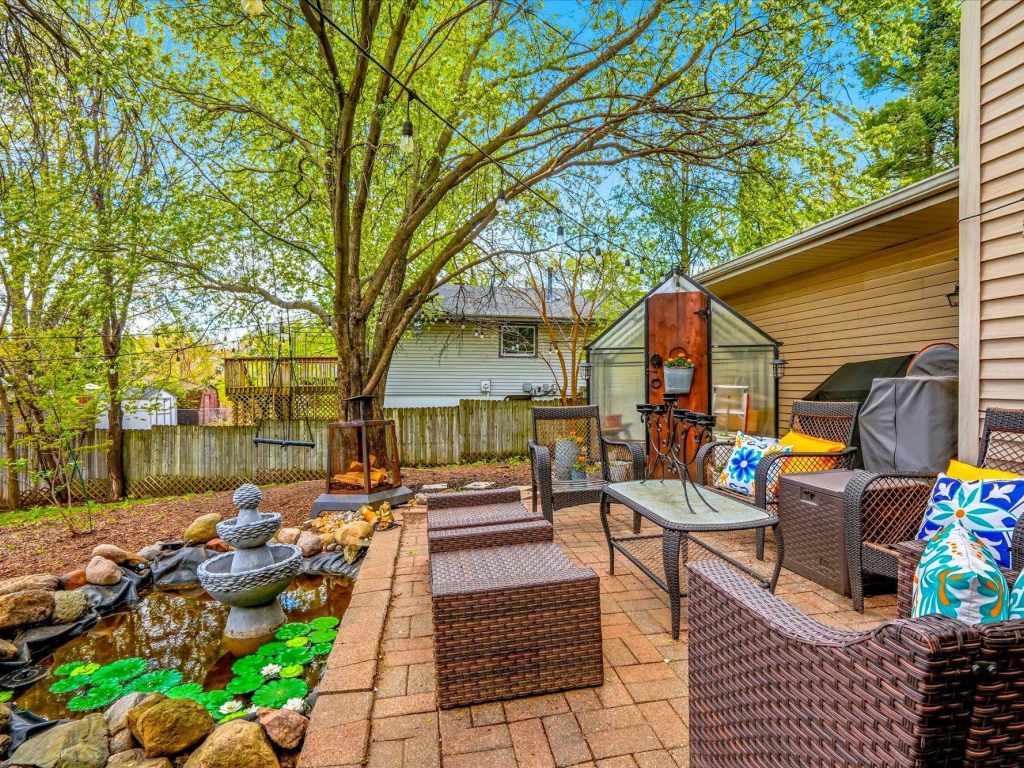 Property Photo 43