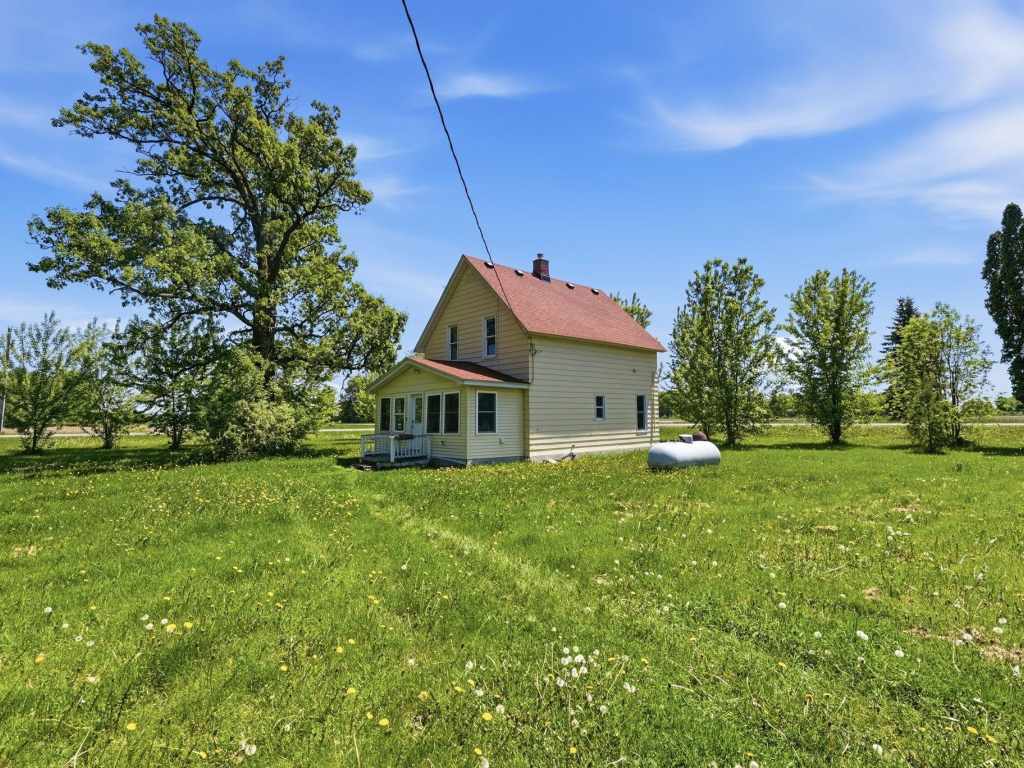 Property Photo 34