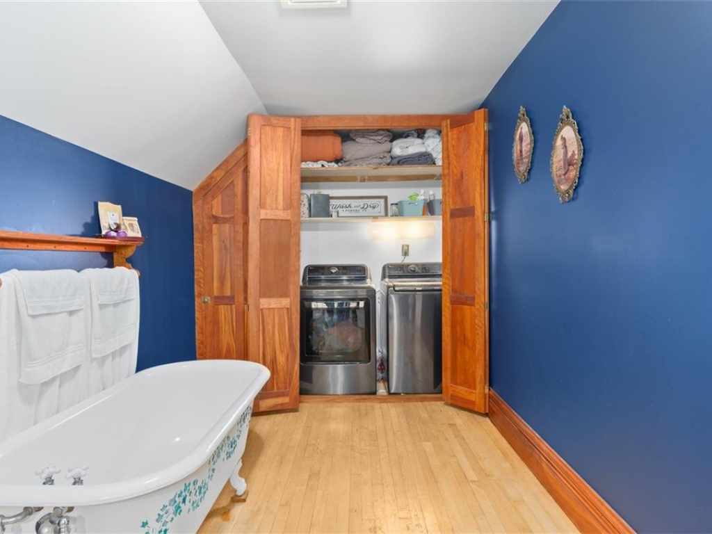 Property Photo 22