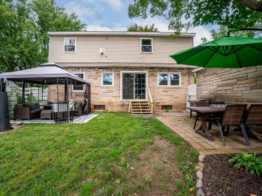 Property Photo 28