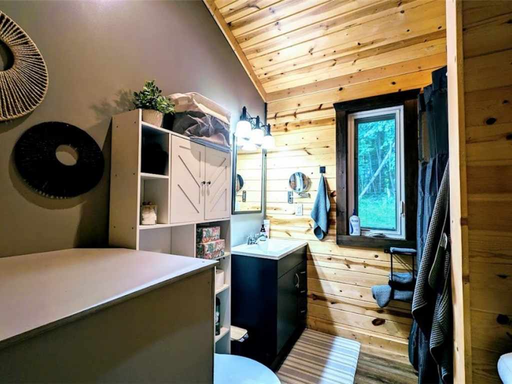 Property Photo 40