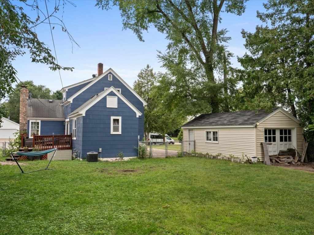 Property Photo 25