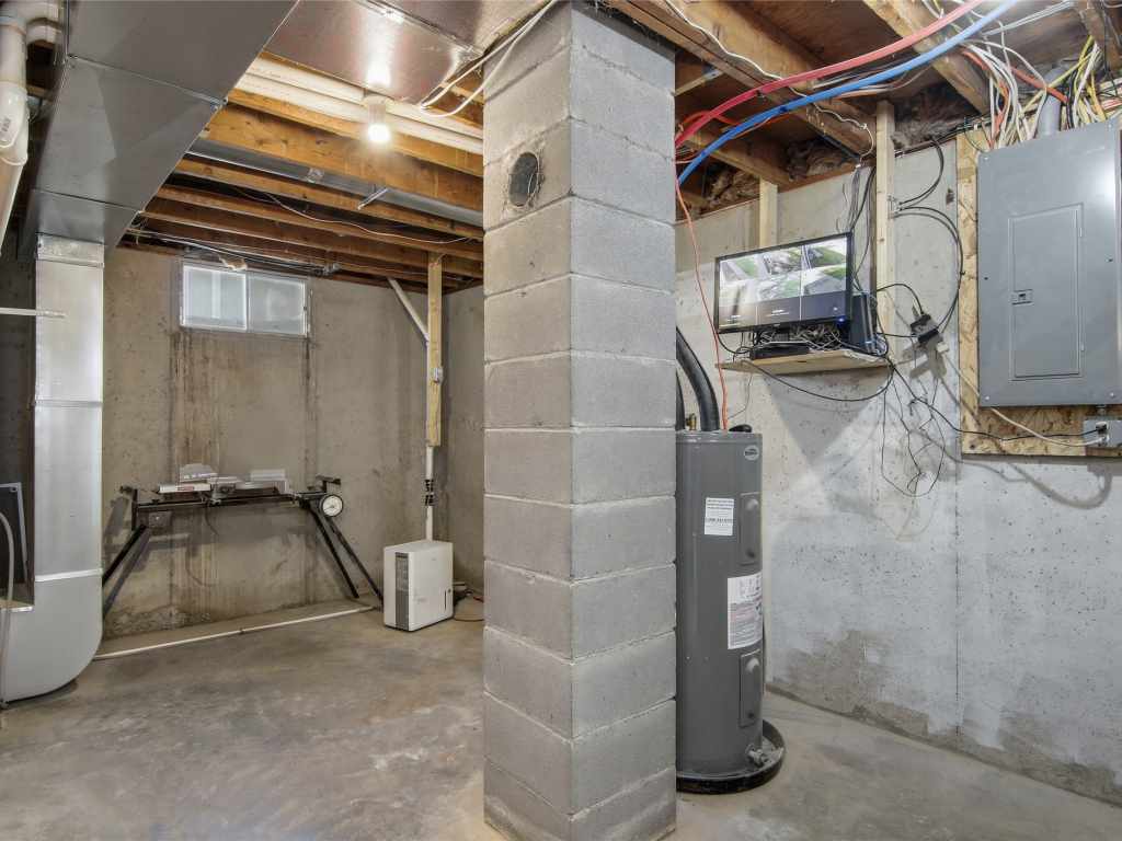 Property Photo 31