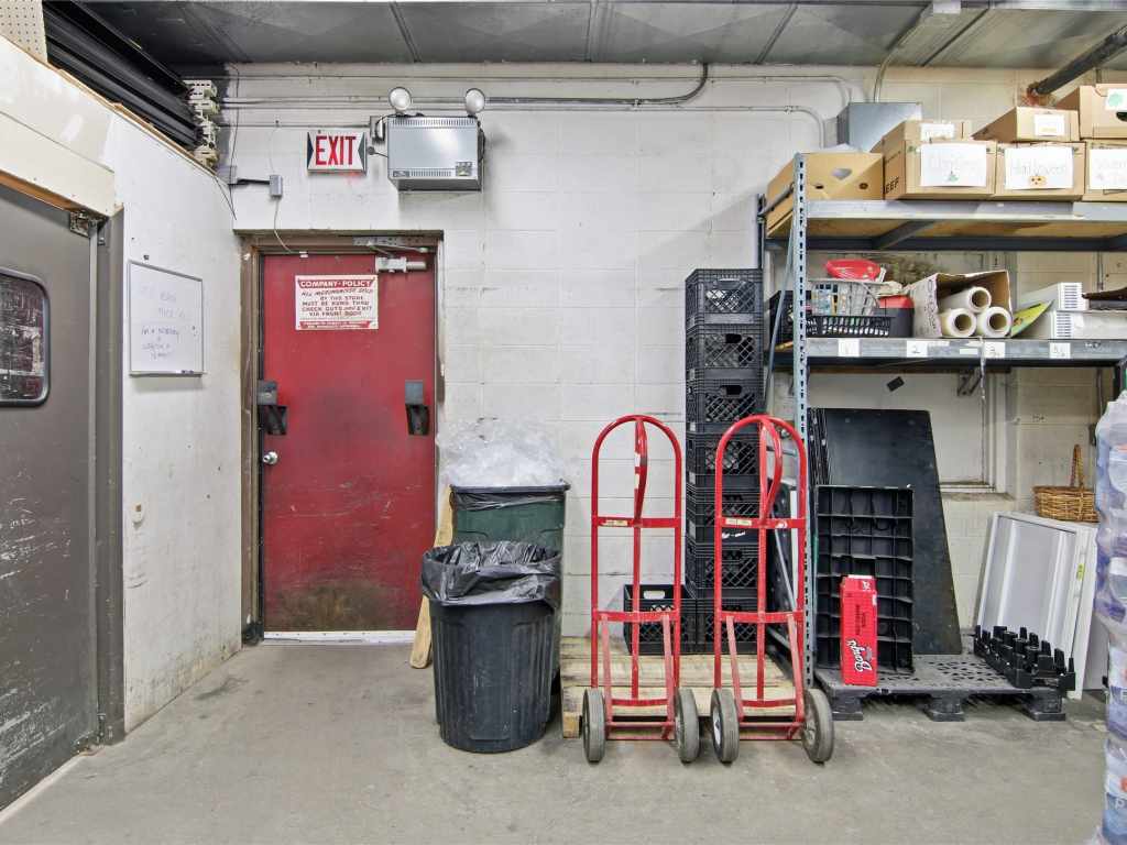 Property Photo 28
