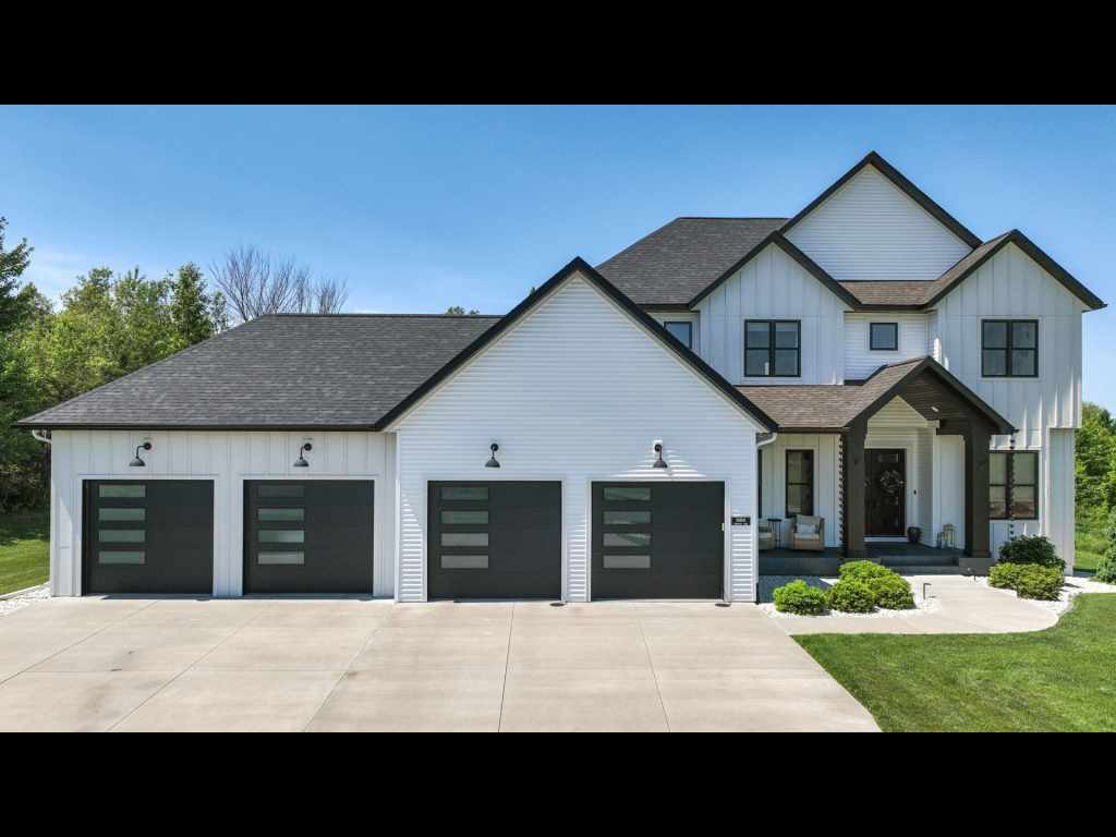 Main Property Photo