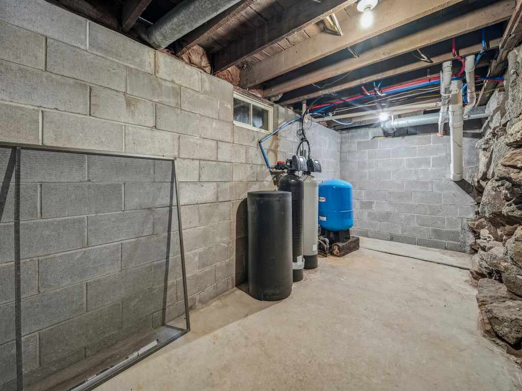 Property Photo 43