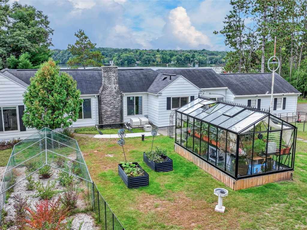 Main Property Photo