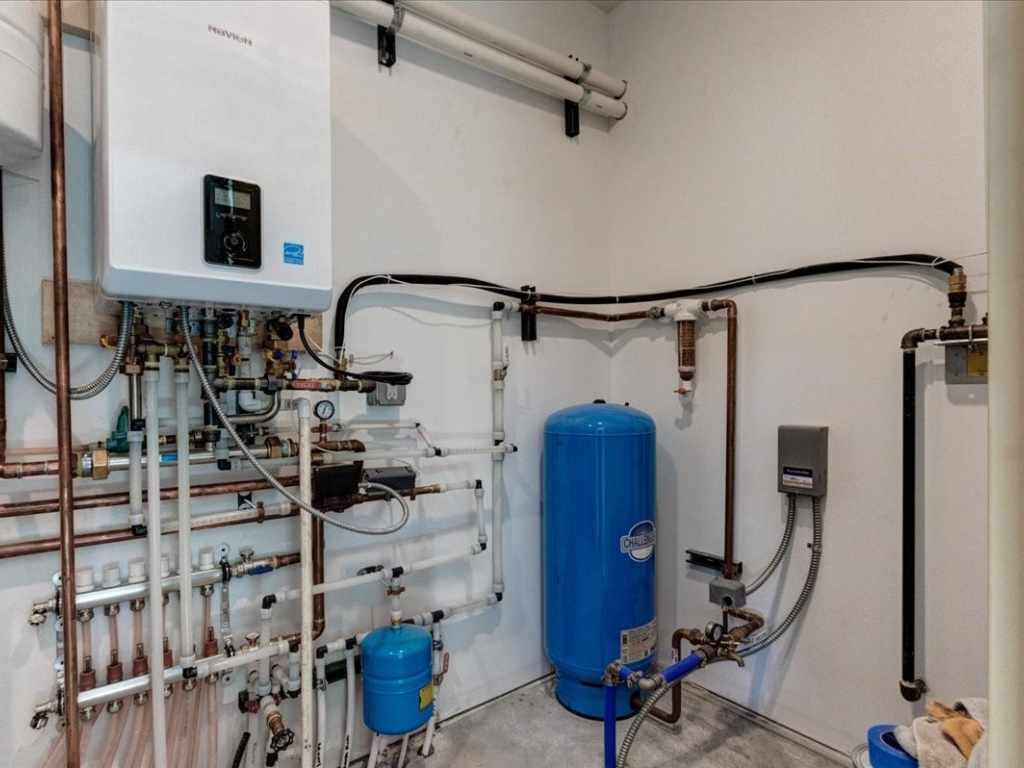 Property Photo 58