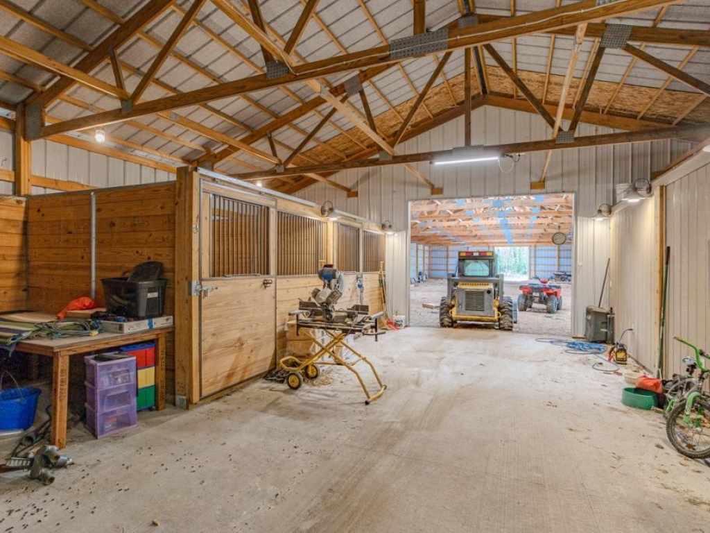Property Photo 40
