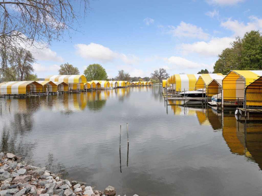 Property Photo 43