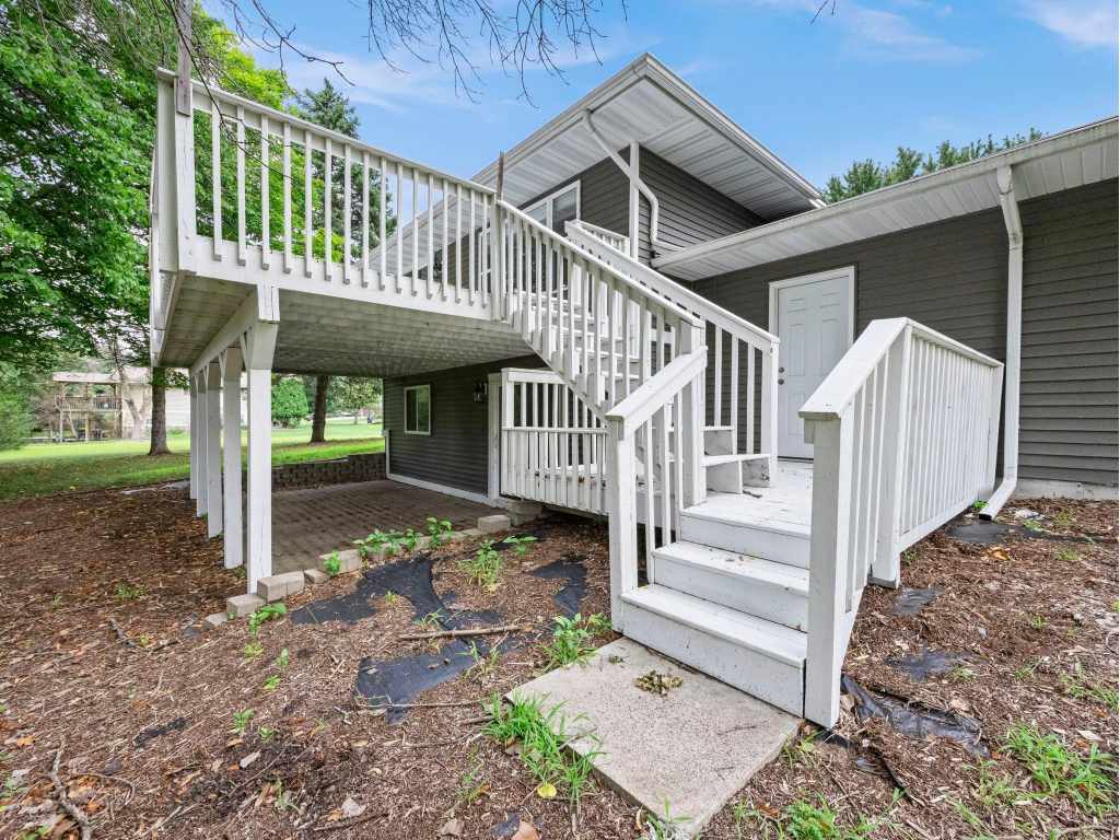 Property Photo 40