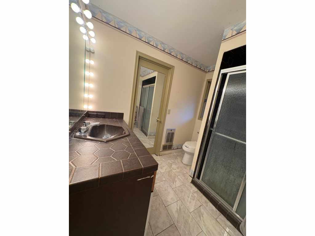 Property Photo 55