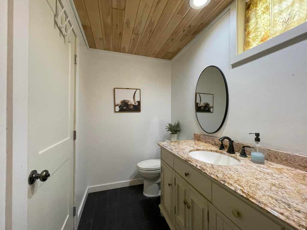 Property Photo 25