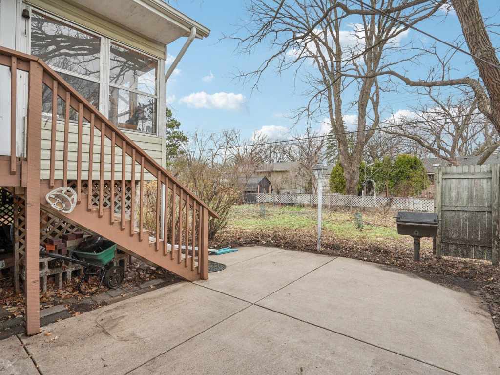 Property Photo 25