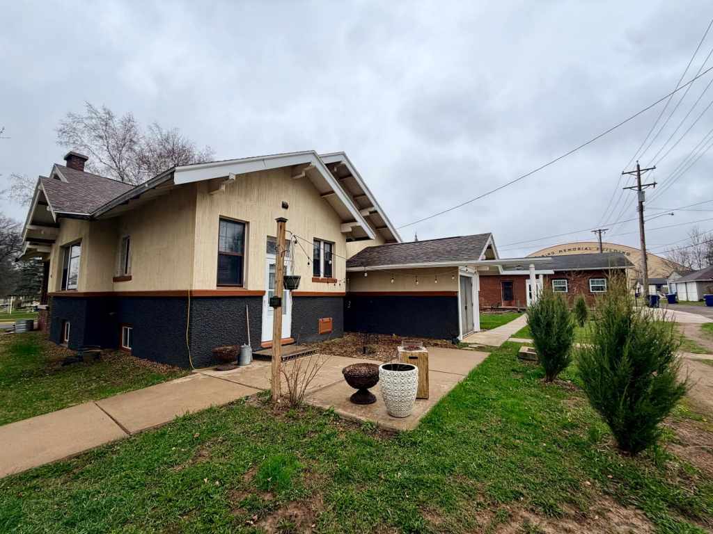 Property Photo 28