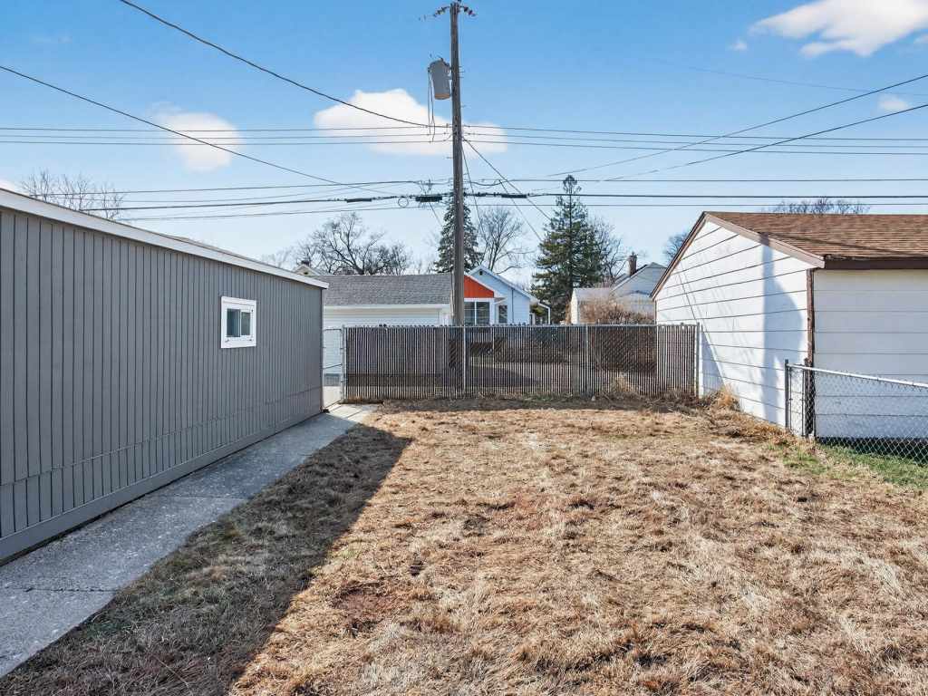 Property Photo 46