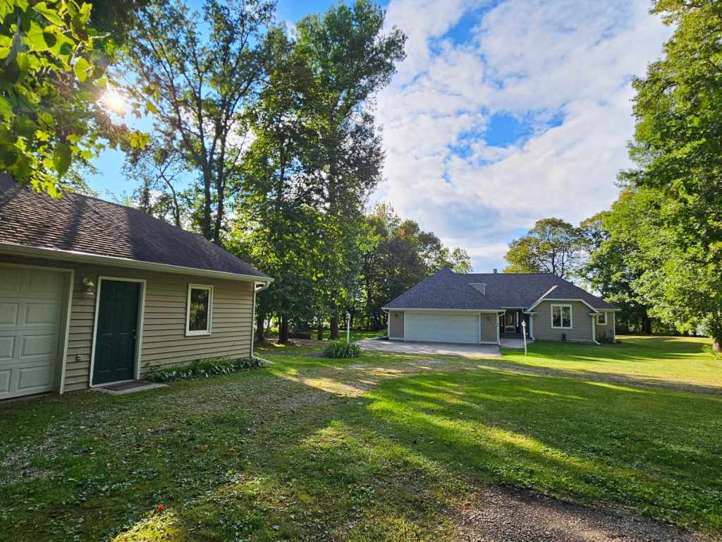 Property Photo 40