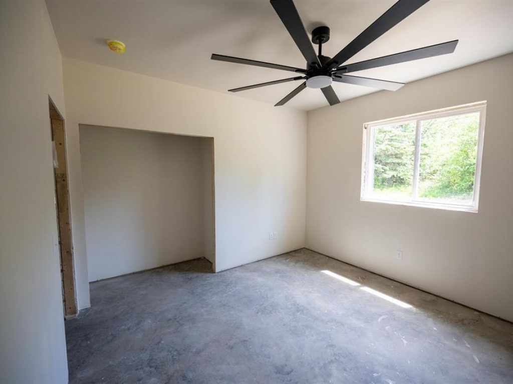 Property Photo 58