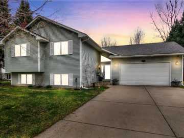 2103 Deblene Lane, Eau Claire