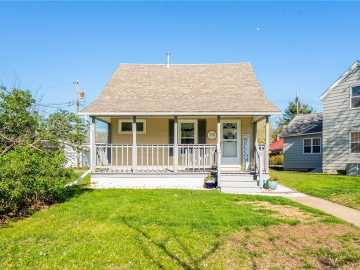 719 Huebsch Boulevard, Eau Claire