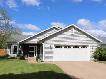3530 Briarcrest Drive, Eau Claire