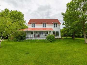 E2221 930th Avenue, Boyceville