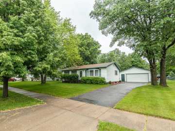 3159 Phoenix Avenue, Eau Claire