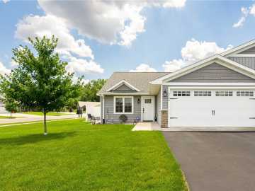 5580 Green Park Drive, Eau Claire