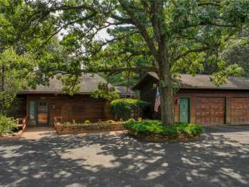 1121 E Lowes Creek Road, Eau Claire