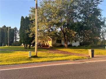 6806 Curvue Road, Eau Claire