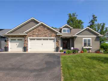 4634 S Oakwood Hills , Eau Claire