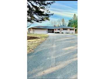 1118 Kathryn Drive, Eau Claire