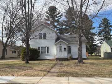 34 Pond Street, Chippewa Falls