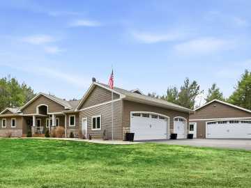 909 Thistle Lane, Eau Claire