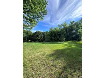 563 W Canal Street, Chippewa Falls