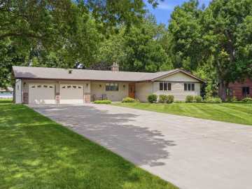 2728 E Deblene Lane, Eau Claire