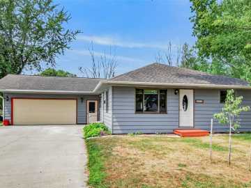 621 N Park Place, Cadott