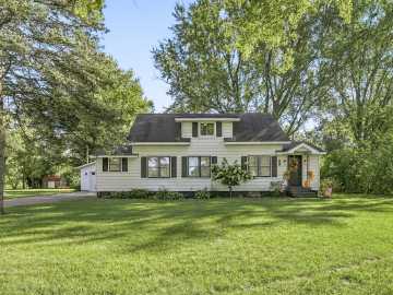 300 Elm W Avenue, Menomonie
