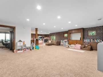 Property Photo 38