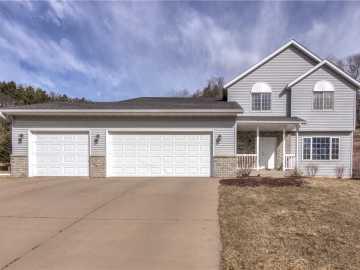 209 Lamans Lane, Eau Claire