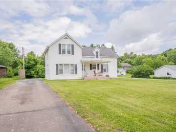 2210 Vine Street, Eau Claire