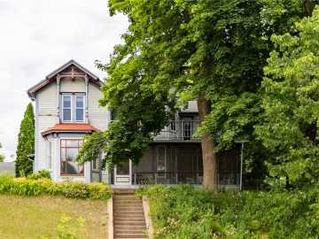246 Coleman Street, Chippewa Falls